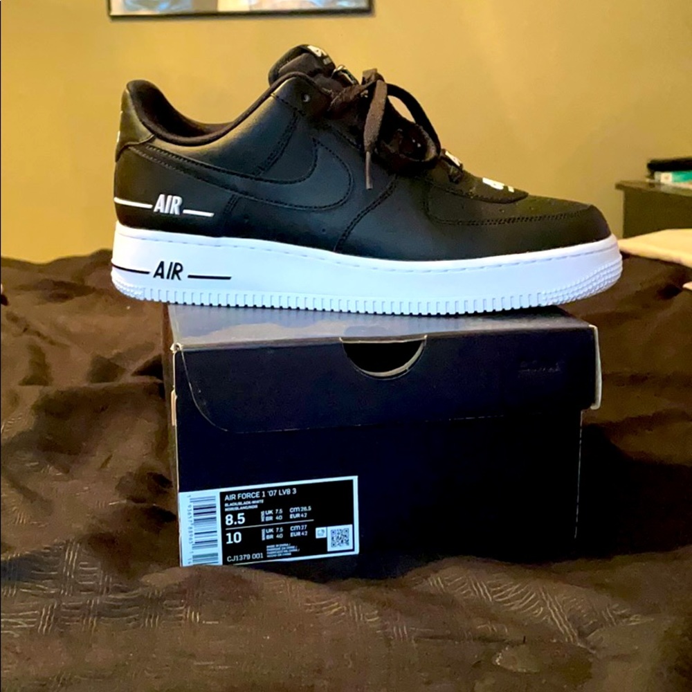 NIB Air Force 1 ‘07 LV8 3